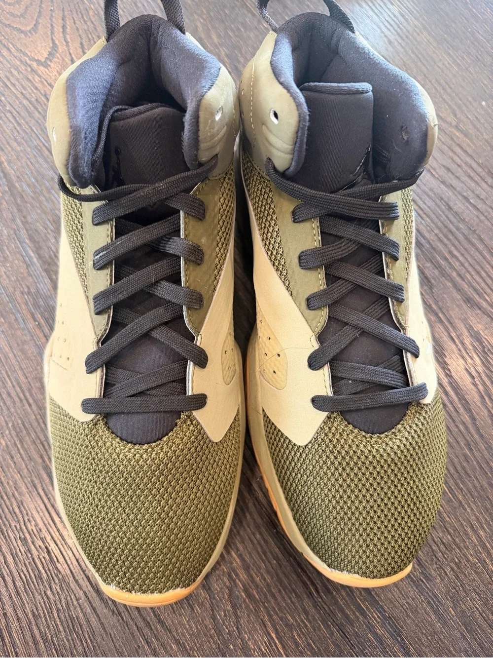 Nike Men's Size 9.5 Jordan Lift Off Neutral Olive/Black Basketball size 10.5